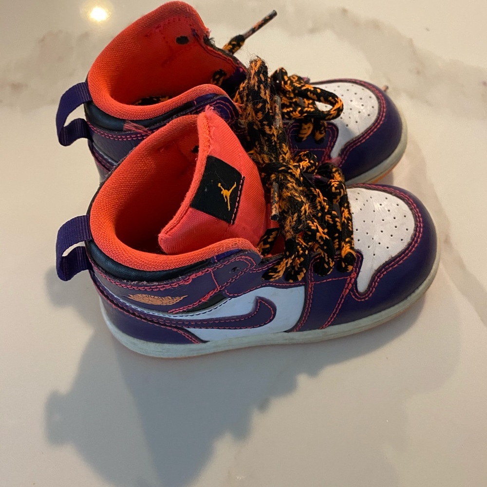 Jordan’s size 7 toddler